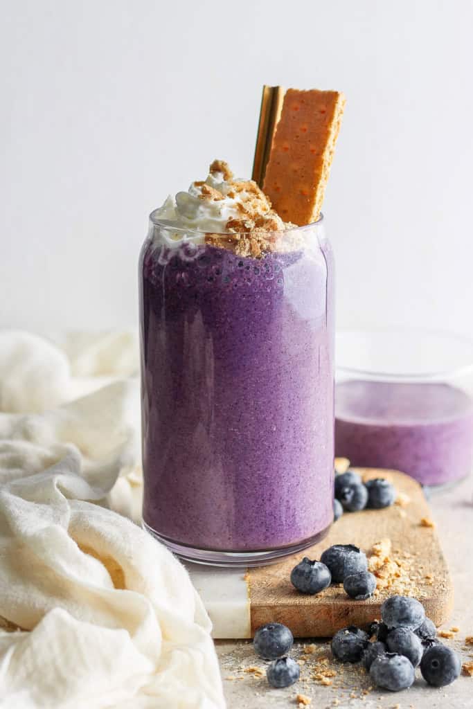 Blueberry Cheesecake Protein Smoothie