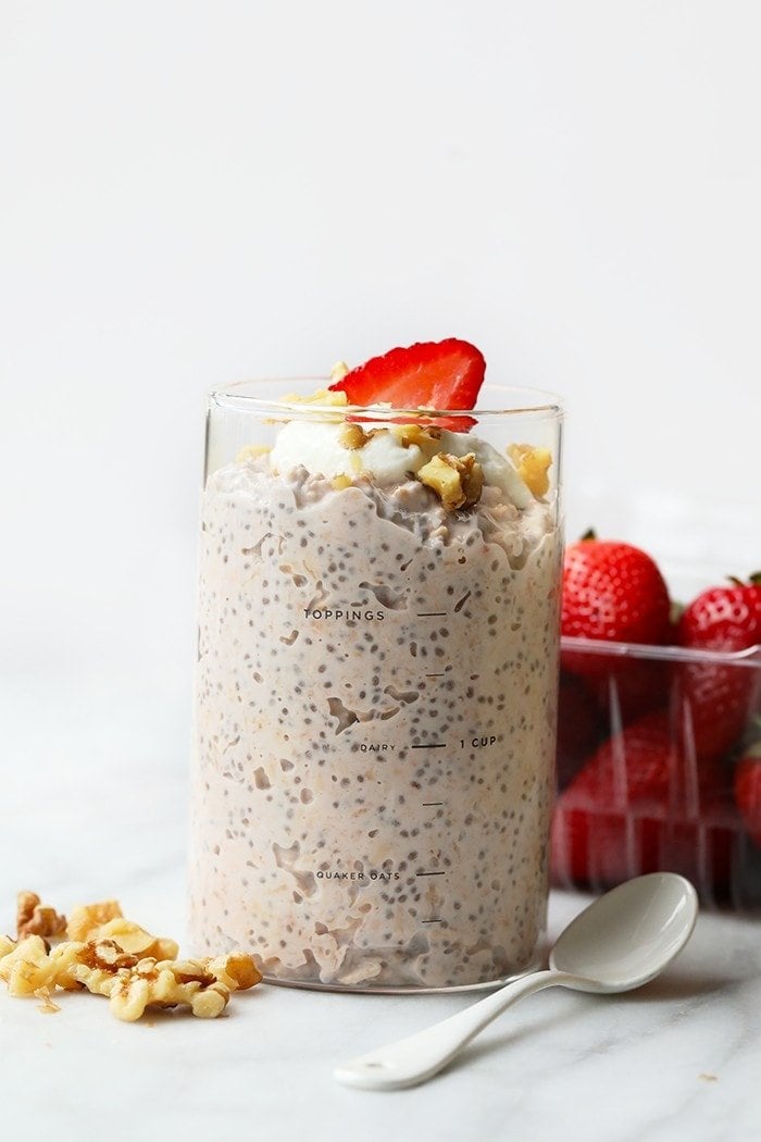 Vanilla Strawberry Overnight Oats