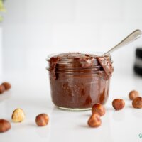 How to Make Healthy Homemade Nutella