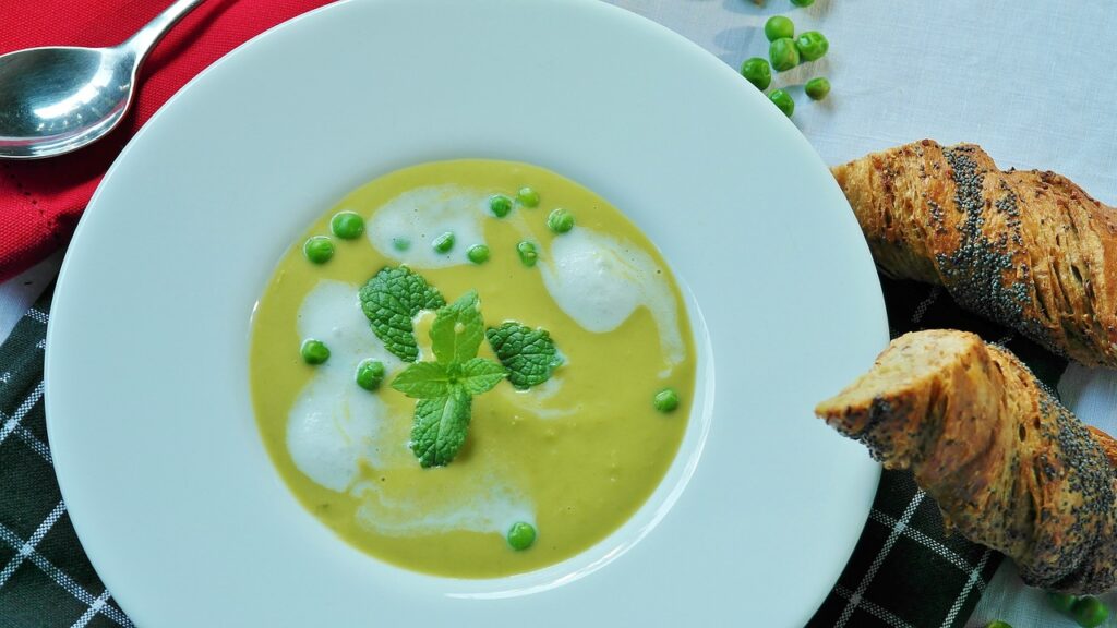 pea soup, soup, starter-2786118.jpg