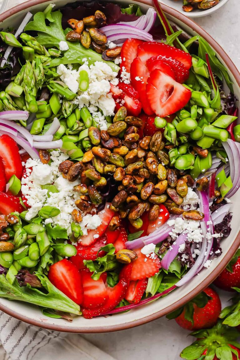 Fresh Summer Salad with Honey Roasted Pistachios