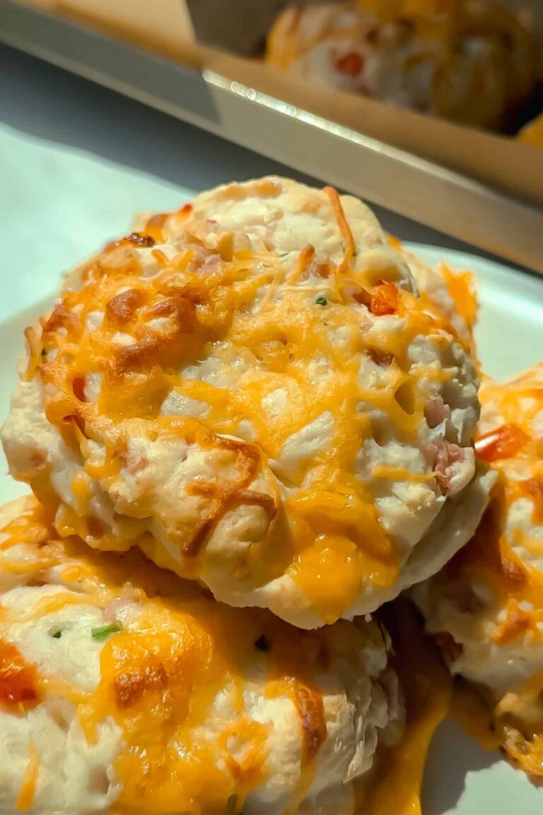 Cottage Cheese Breakfast Biscuits