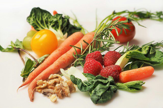 Essential Nutrients and Foods for Better Dental Health