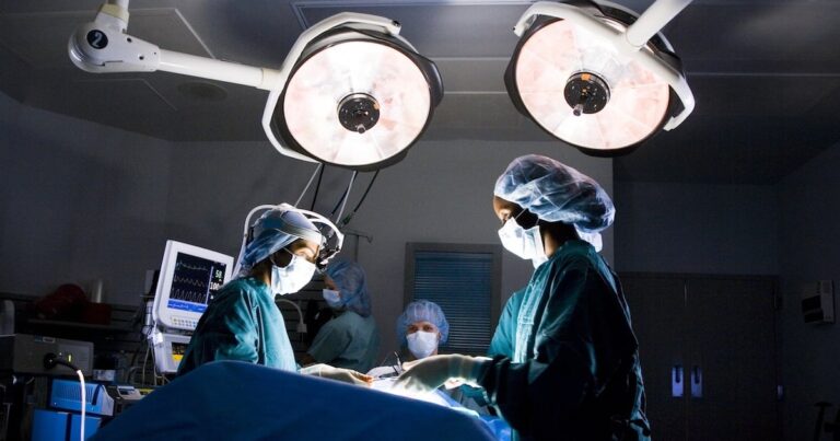 Mendaera gets FDA 510(k) clearance for handheld robotic system