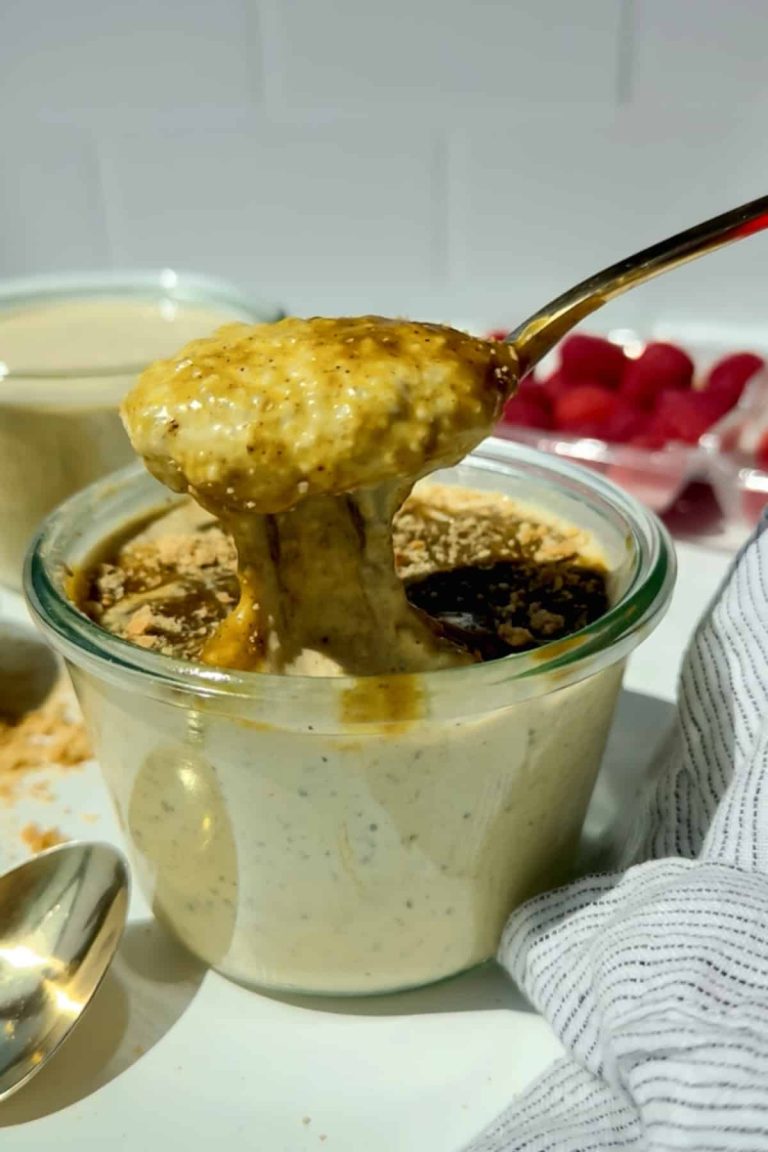 Blended Pistachio Overnight Oats