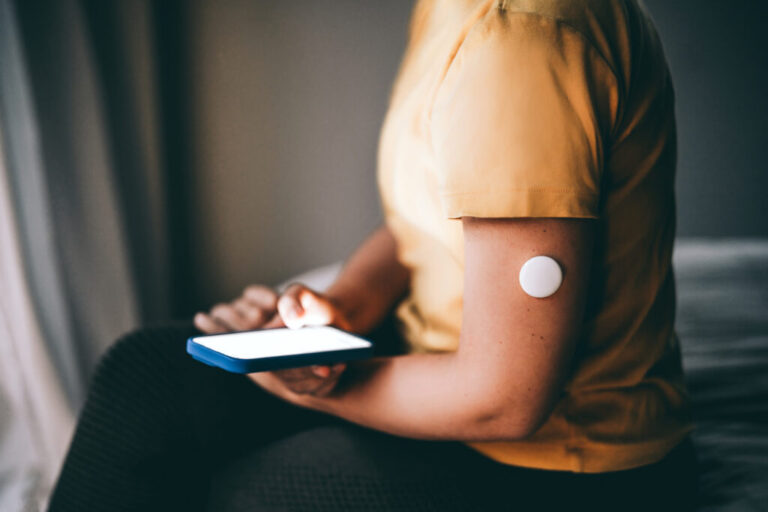 Over-the-Counter CGMs Are Here — But Do They Really Make Sense for Non-Diabetics?