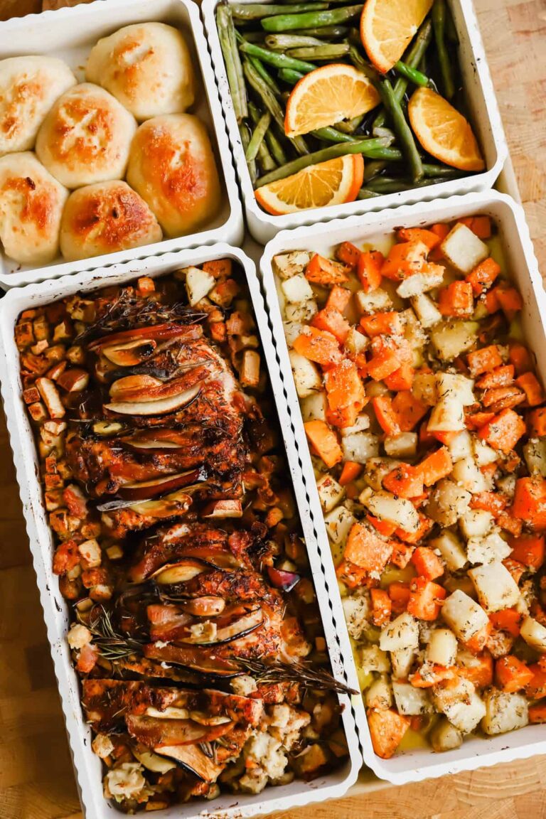 Easy Sheet Pan Thanksgiving Dinner for 4