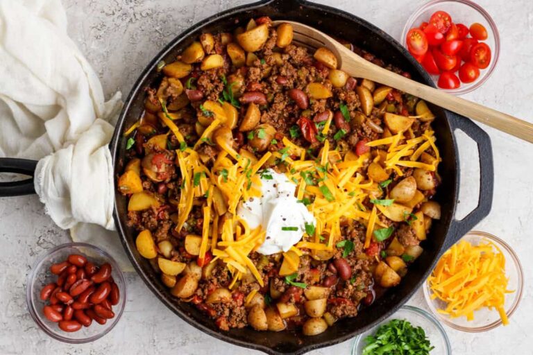 Potato Chili Skillet (Hearty One-Pan Dinner)