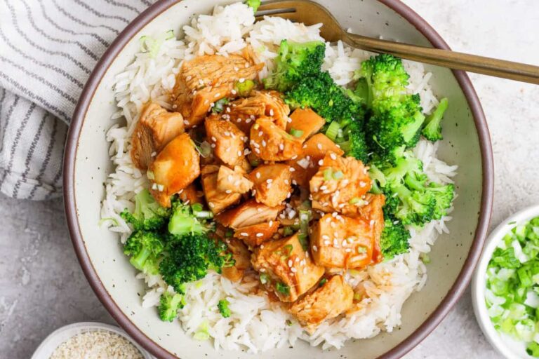 Slow Cooker Honey Sriracha Chicken