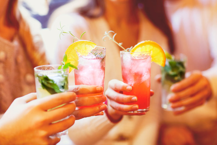 Make Your Own Flavored Sparkling Water: 8 Combinations Worth Trying