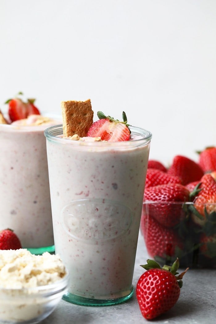 thick strawberry protein smoothie ready to drink