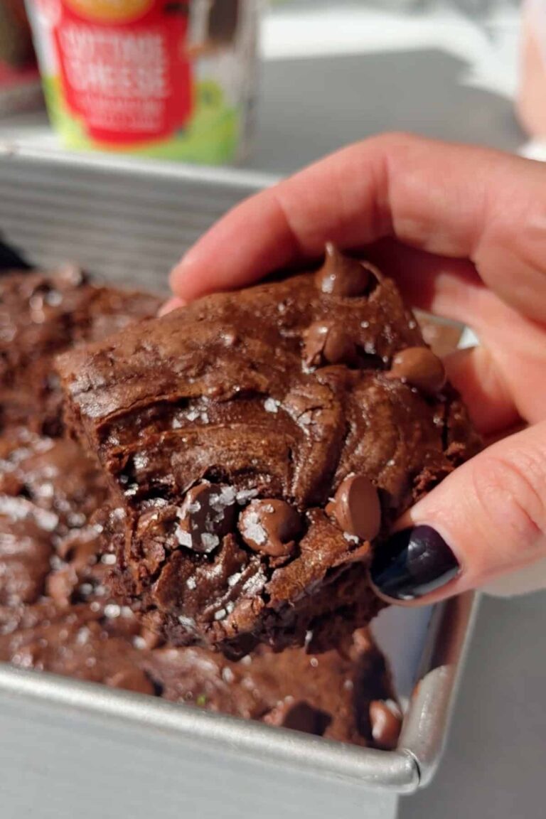 2-Ingredient Cottage Cheese Brownies