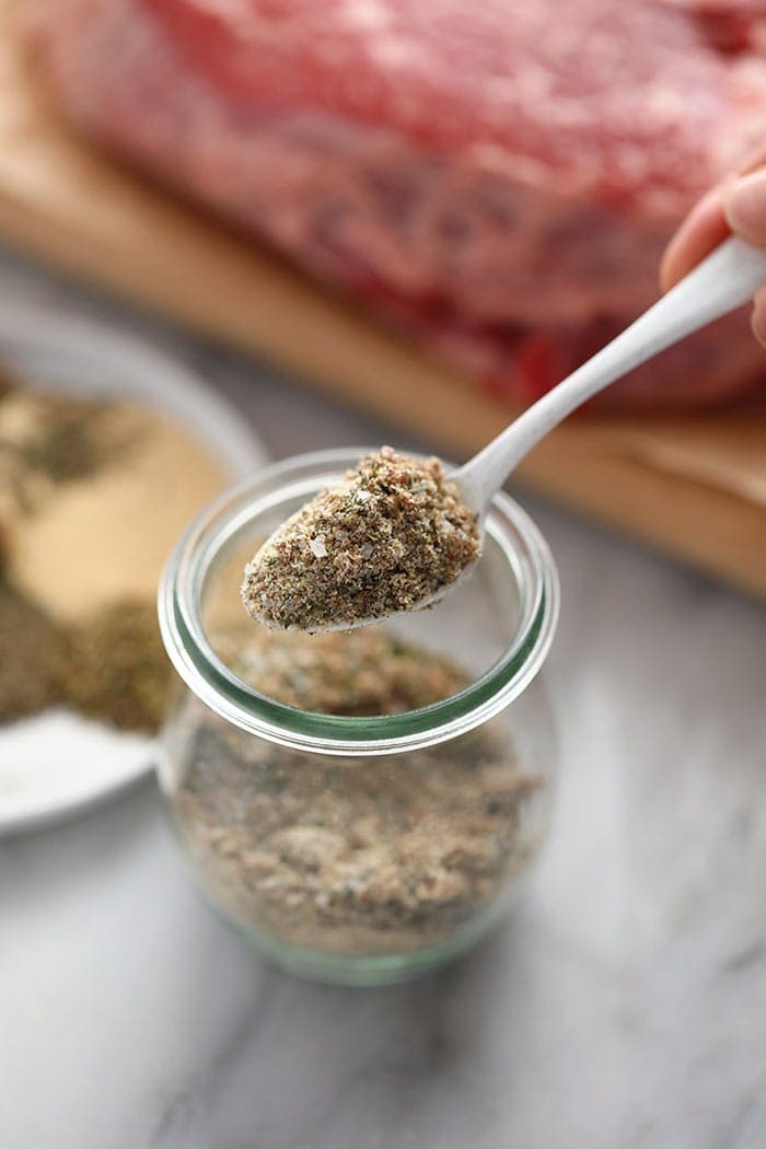Add amazing flavor to the next pot roast that you make with this easy pot roast seasoning! This delicious dry rub is made with a mixture of smokey, sweet, and salty spices that will add the perfect amount of flavor to your pot roast! Pot roast seasoning in a jar